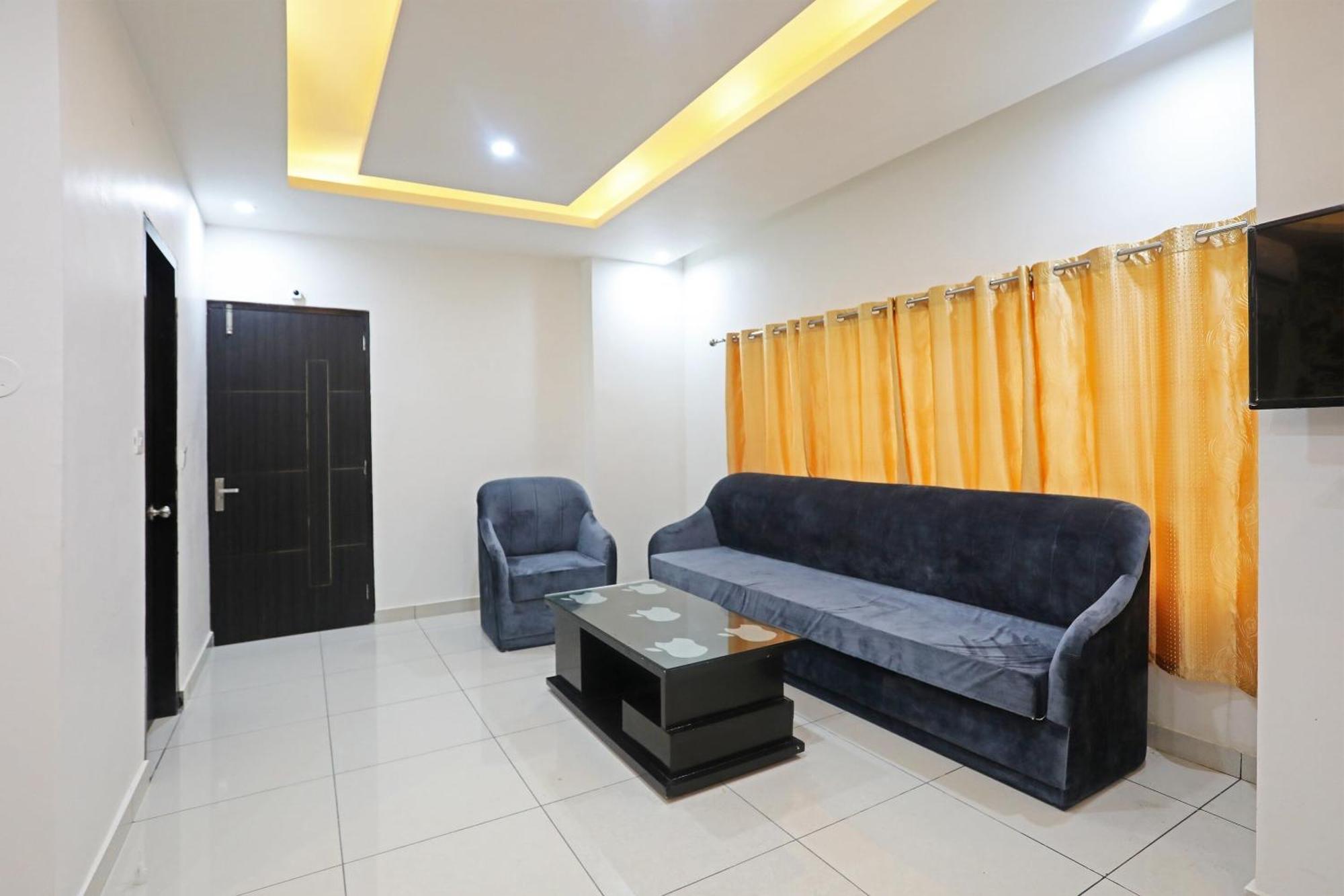 Capital O 40493 Hotel Aroma Regency Meerut Buitenkant foto